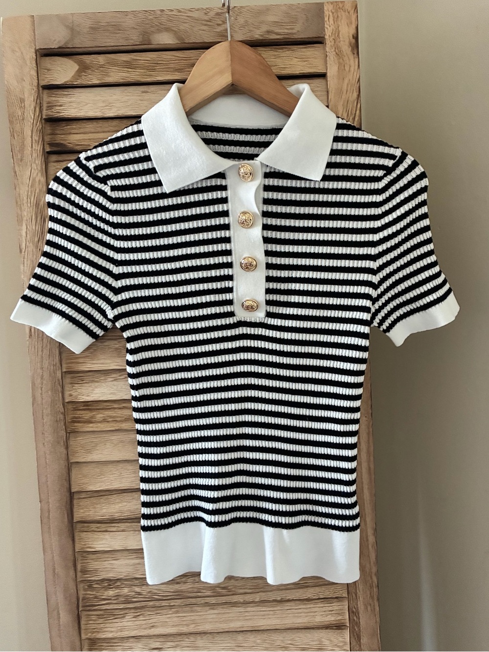 Commense Black White Striped Knit Polo Top Gold Crest Buttons Old Money M